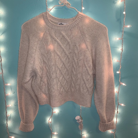 Hollister Sweaters - Hollister cable knit sweater